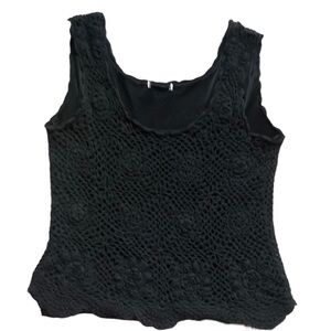 Crochet black top knit SZ M sleeveless Romantic goth Witchy Wicked knitted Nice